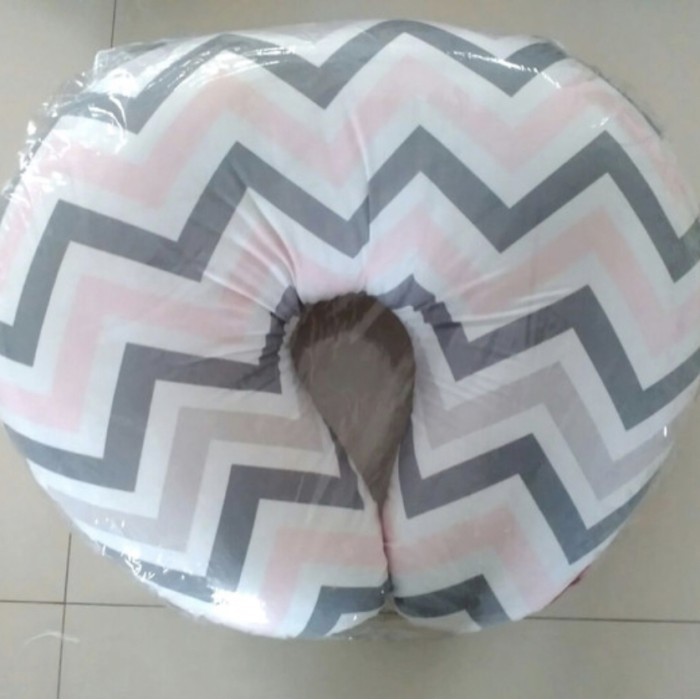 Sarung Bantal Menyusui Merk Vitorio Berbagai Motif