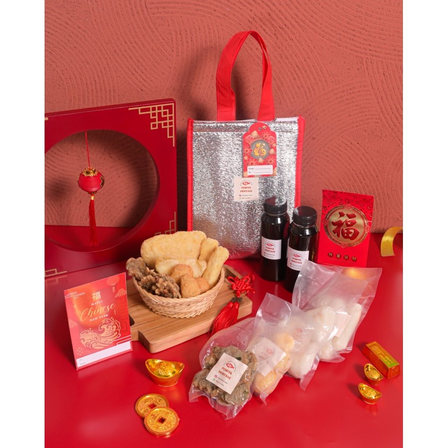 

HAMPERS PARCEL IMLEK CHINESE NEW YEAR SINCIA PEMPEK PALEMBANG TENGGIRI