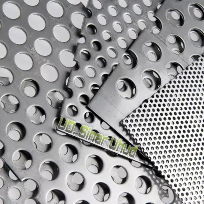 Plat Lubang Stainless 201 Tebal Plat 1mm Lubang 3mm Lebar 45cm X 45cm