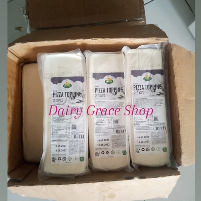

Keju Mozzarella Arla Pizza Topping Mozarella Arla Denmark 2.3 KG