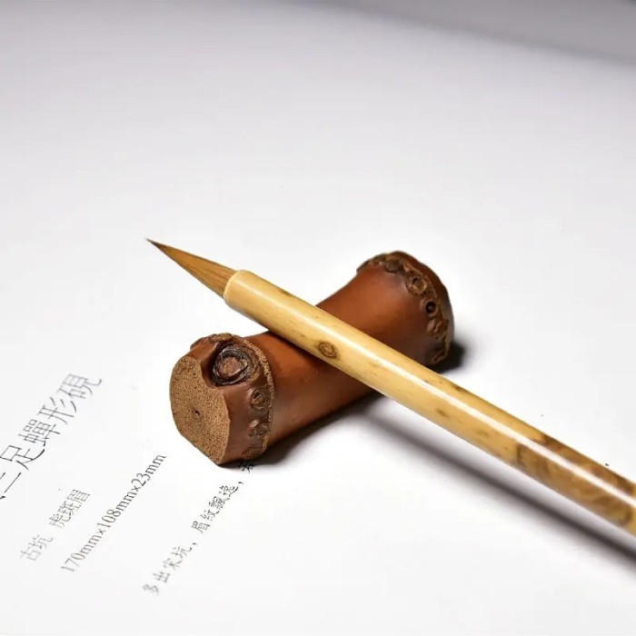 

Wooden Penholder Natural Bamboo Root Tea Clip Brush Pen Rest Chinese