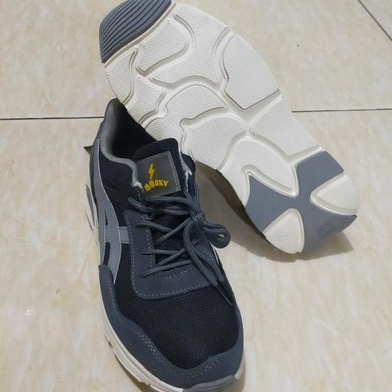 Sepatu safety Sporty Sneakers 128 Ujung Besi Ringan Terlaris