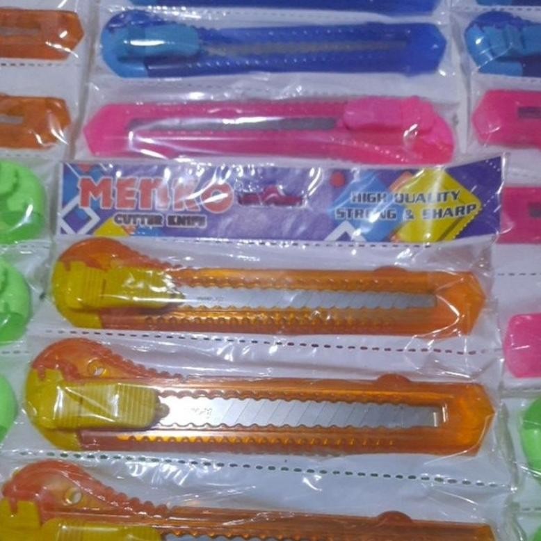 

Terbaru Cutter Renteng Besar Isi 12Pcs