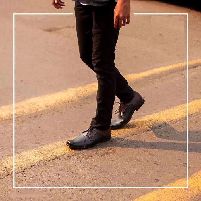 Paulmay Sepatu Formal Pria Milan 75 Shoes Pantofel Hitam Kerja Karet