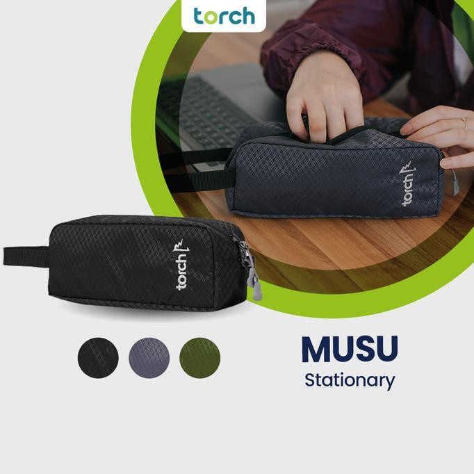 

Torch Alat Mandi Kosmetik Tulis Souvenir - Travelpouch Clutch Musu