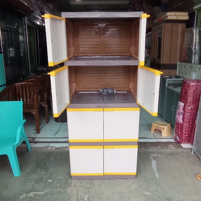 LEMARI PLASTIK CLUB 4 SUSUN