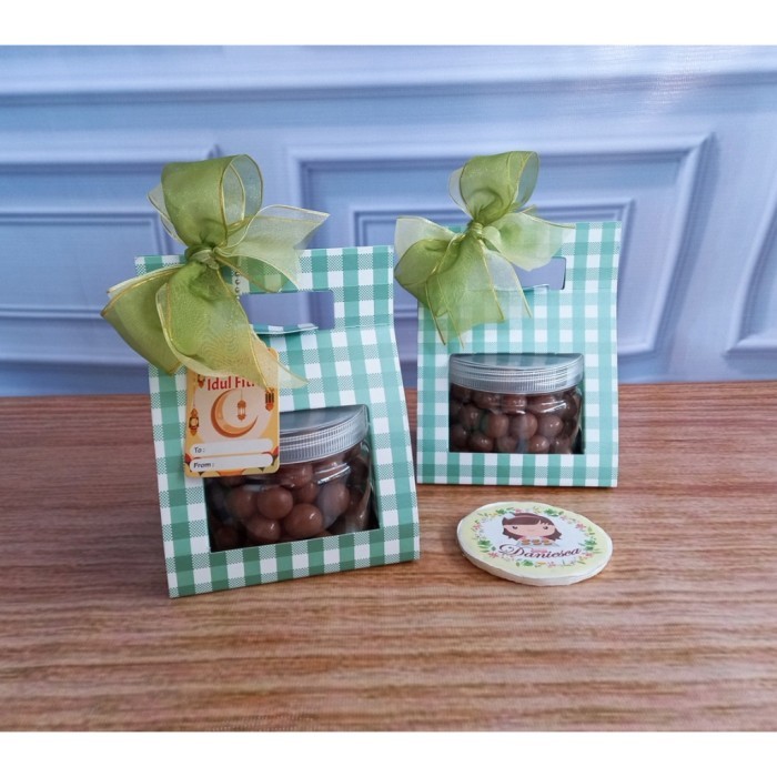 

Terbatas Mini hampers Idul Fitri coklat lebaran souvenir lebaran ds bogor - raisin 380 gr Lebaran!