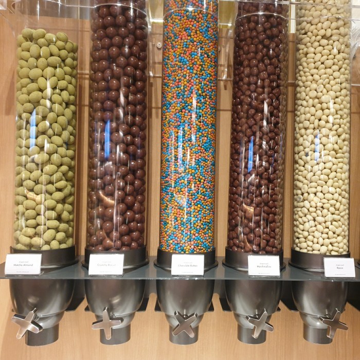 

Promo Terbatas Chocolate / Dragees Jar - The Rr Chocolate Jakarta Aman