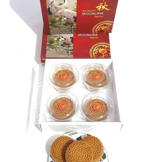 

EXCLUSIVE MOON CAKE HOME MADE PIA KUE BULAN BOX ISI 4 PCS NON TELUR