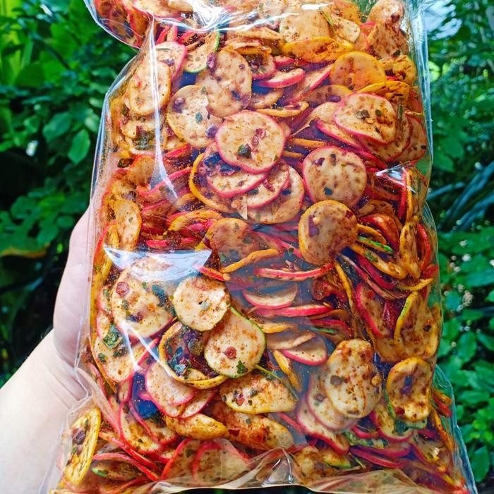 

KERUPUK SEBLAK KERING PEDAS DAUN JERUK 500 GRAM BEST SELLER ( COD ) OYUN KRIUKZZ FOOD SNACKS