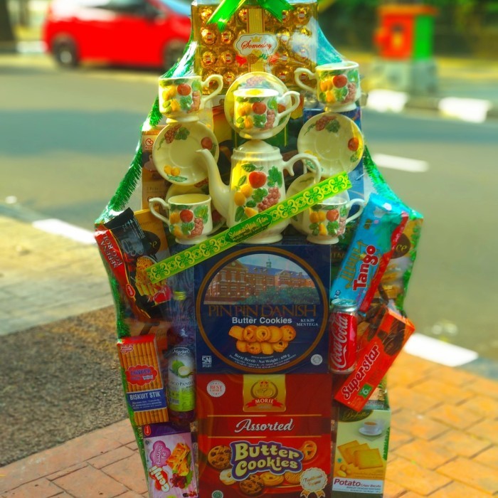 

HAMPERS TEA SHEET SNACK LEBARAN