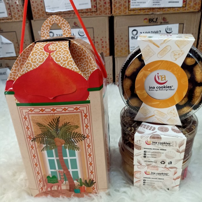 

HAMPERS INA COOKIES 3 TOPLES