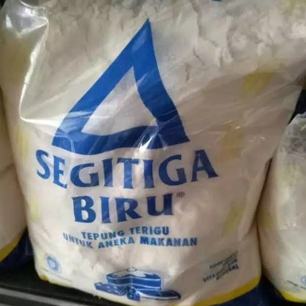 

BARANG TERLARIS Terigu Segitiga Biru 1kg per Dus