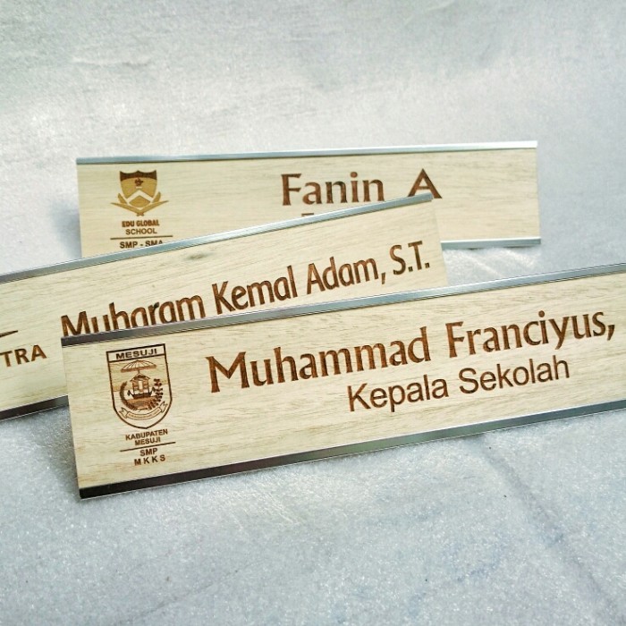

6X28CM PAPAN NAMA MEJA NAME DESK UKIRAN GRAVIR BUKAN AKRILIK STAINLESS