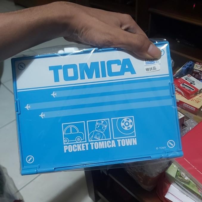 Pocket Tomica Town Carry Bag Airport