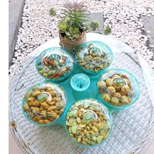 

hj-45 hampers lebaran set toples dan Snack kacang Original
