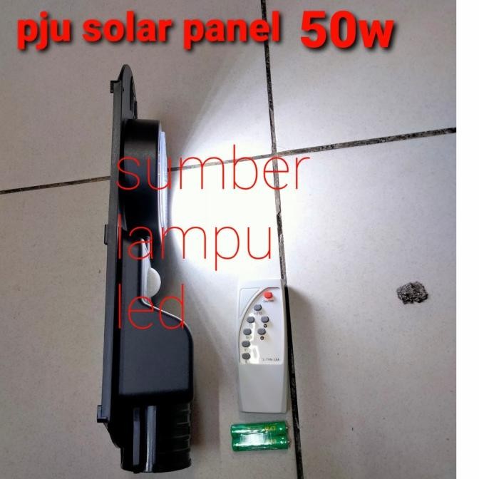 LAMPU JALAN TENAGA SURYA 50WATT 50W PJU COBRA SOLAR PANEL 50 WATT 50 W