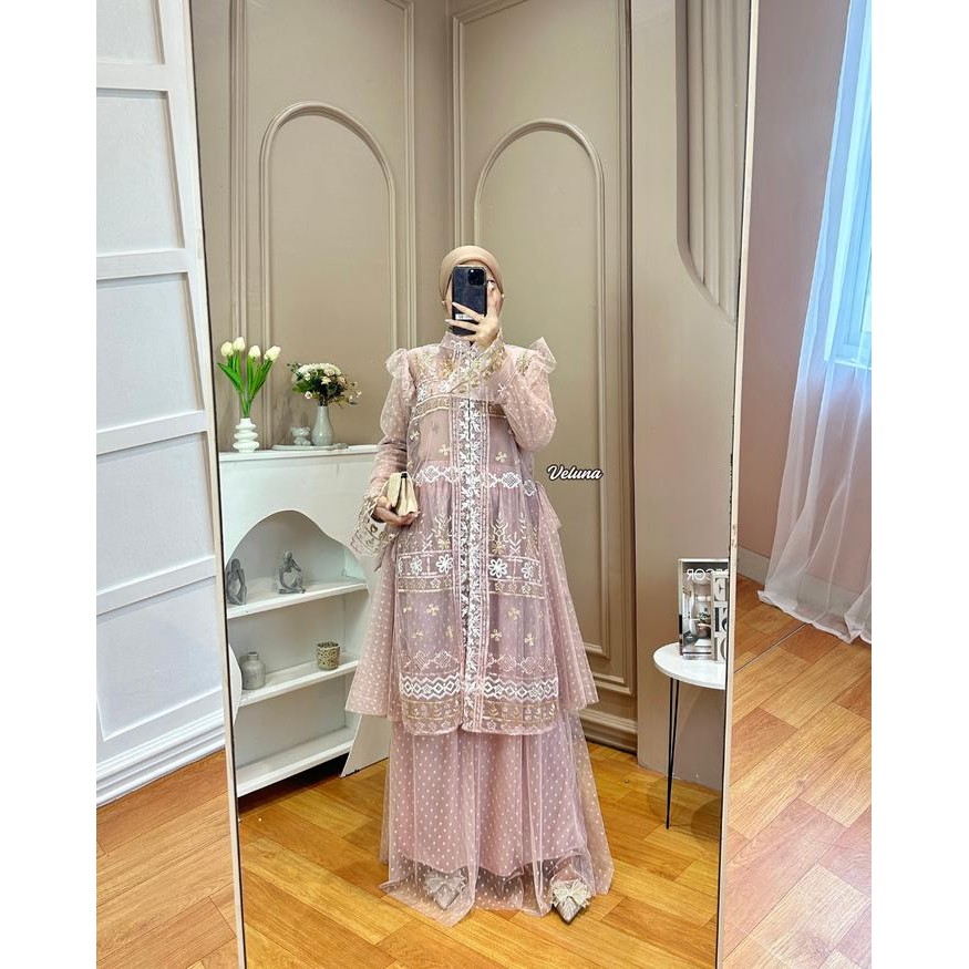 Veluna Marbela One Set Wanita Setelan Outer Dan Rok Tutu Dengan Bahan Tile Bordir Mix Tile Polkadot