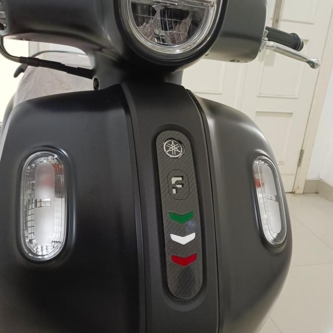 Yamaha Fazzio Italy Carbon Looks Set Fazio 125