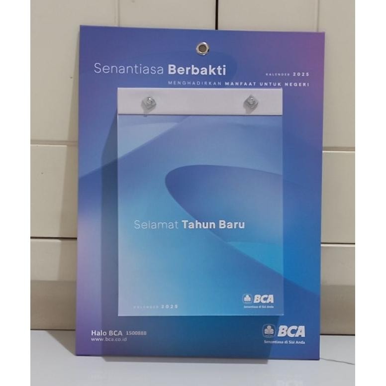 

Kalender Harian Bank BCA 2025