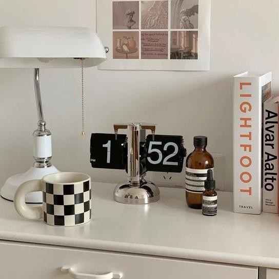 

ROXY Vintage Retro Table Flip Clock Desk Jam Meja Klasik Kamar Putih Stainless LFS