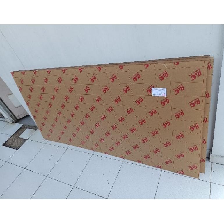 

Akrilik Lembaran Bening 2Mm 120X40 Cm