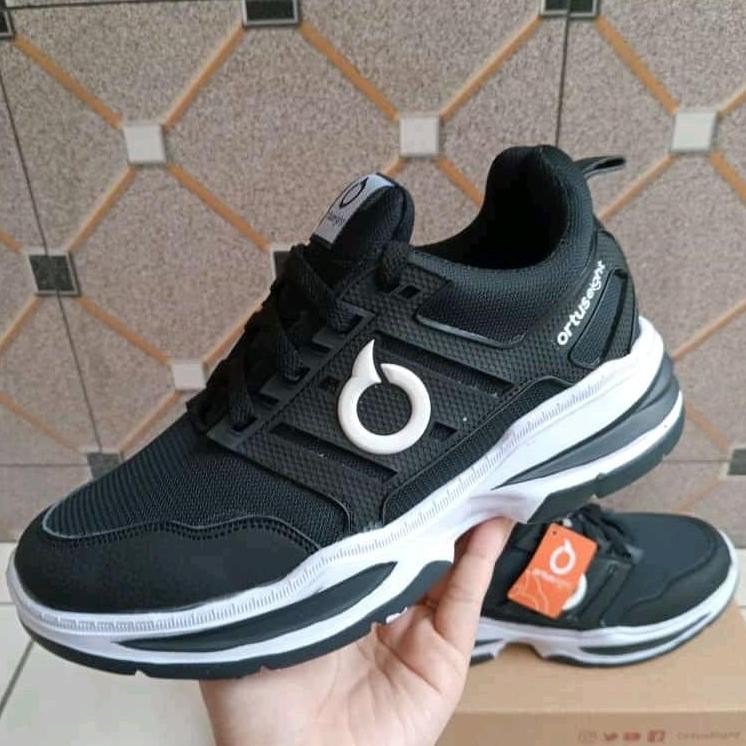 ORIGINAL Sepatu Runing Ortuseight Original Dewasa Pria/Wanita Terbaru 2023 Putih Polos White Premium