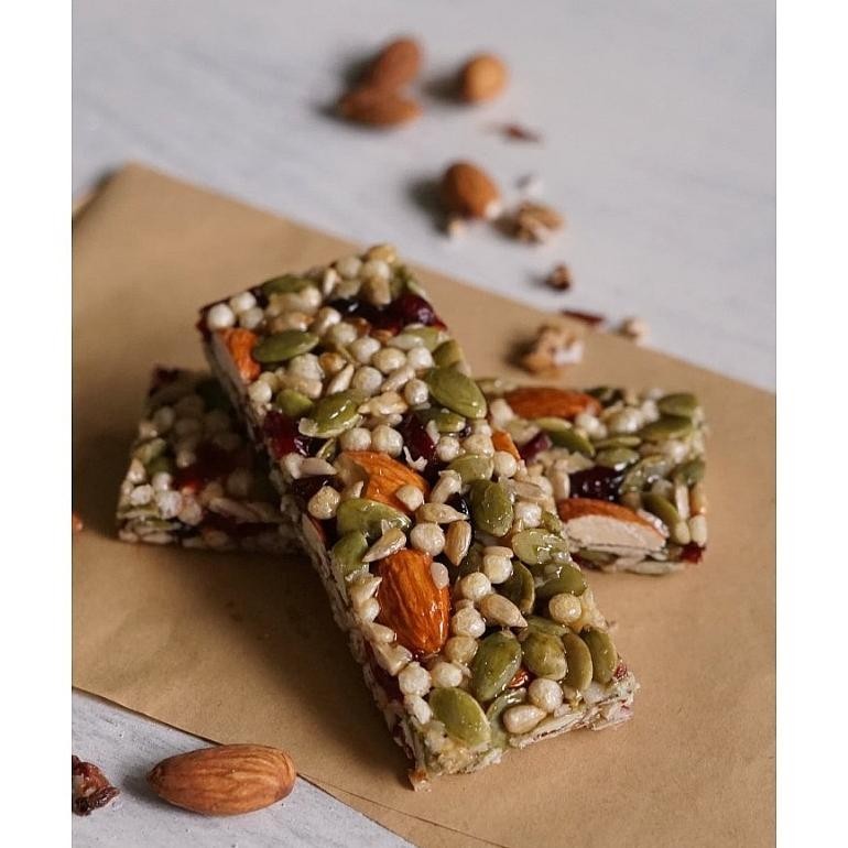 

YBW-2429 Granola Bar by Granova Snackbar Sarapan / Cemilan Praktis - 26 gr Termurah