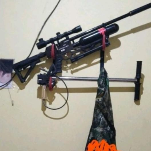 rak gantungan senapan di dinding besi gantungan senapan di dinding rak murah