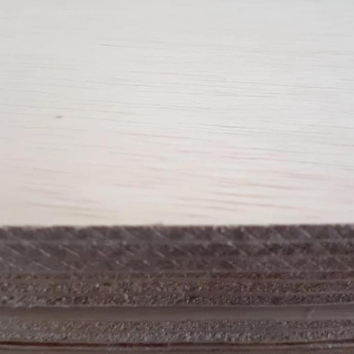 Triplek 12mm cor/konstruksi 122x244 CS81