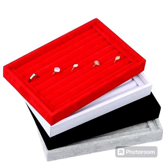 PROMO Display Cincin // Nampan Display cincin Beludru  Ukuran 25x35cm Abu Merah