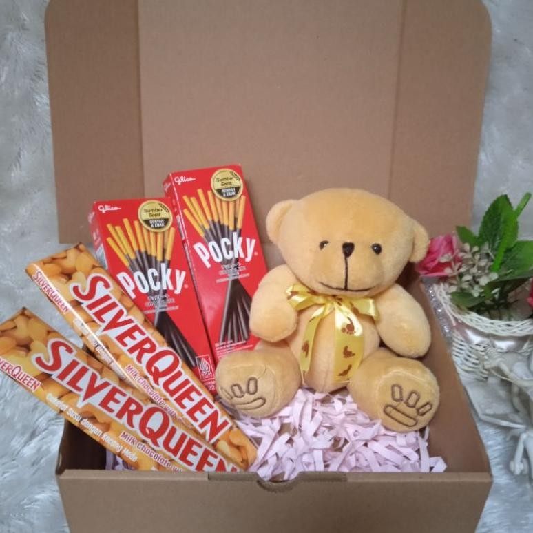 

ht-12 Hampers coklat boneka kado ulang tahun wisuda aniversary valentine gift box Hemat