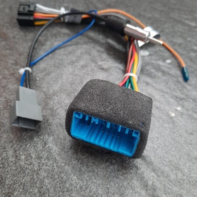 Promo Soket Audio Head Unit Suzuki Ertiga / Swift / APV COD