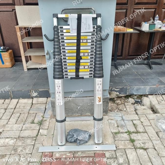 tangga teleskopik 8 meter single