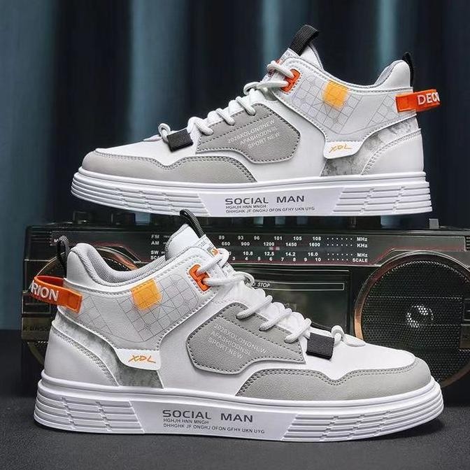 Promo Sepatu Sneakers Pria Dan Wanita Keluaran Terbaru Import Tren Kekinian Sepatu Pria Mewah Sepatu