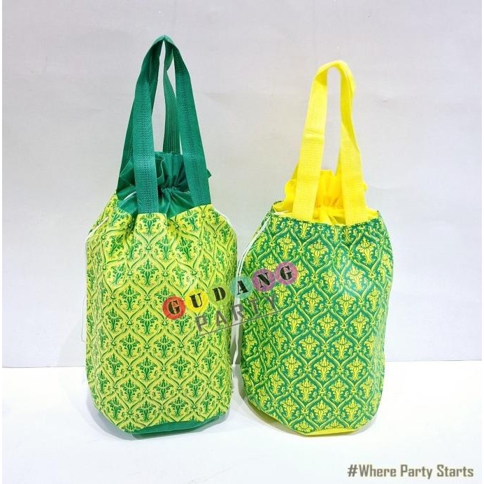 

Spunbond Serut 3 Toples/Tas Toples/Spunbond Nastar/Goody Bag Lebaran murah