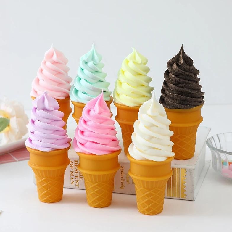 

Simulation Crispy Ice Cream Model Realistic Artificial Food Model Fake Food Dessert Ice Cream Cone Photography Decorative Props