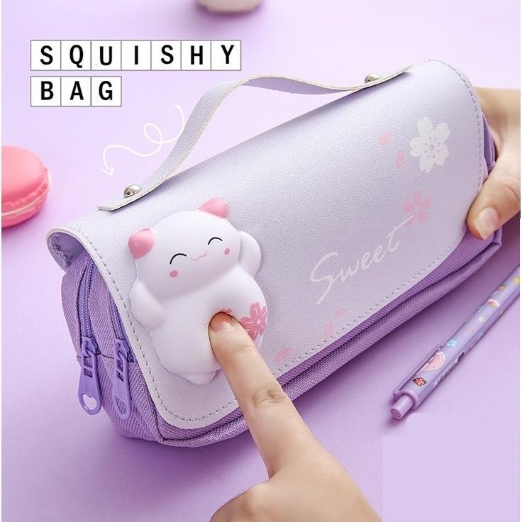 

KOTAK PENSIL SQUISHY / TEMPAT ALAT TULIS BONEKA SQUISHY / SQUISHY / TEMPAT PERALATAN SEKOLAH / TEMPAT PENSIL SQUISHY | SQUISHI PENCIL CASE | KOTAK WADAH POUCH KOSMETIK ANAK REMAJA DEWASA