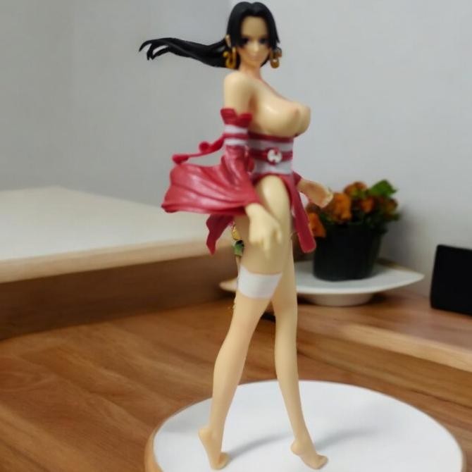 BOA HANCOCK CAST OFF FIGURE BOA HANCOCK SWORD