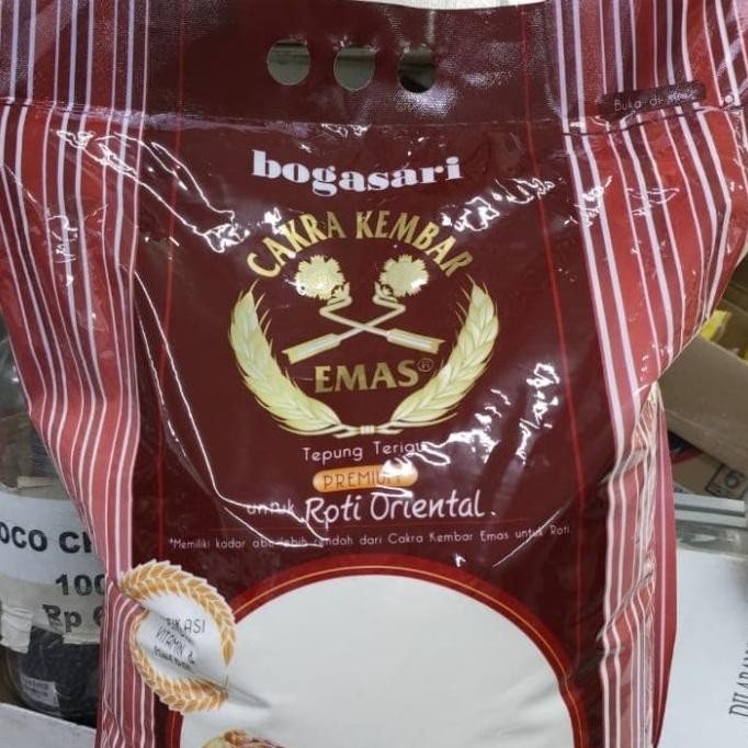 

Grosir Tepung Cakra Kembar Roti Oriental , 5 Kg