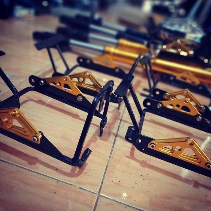 Produk BRAKET LAMPU DEPAN CNC CB150 VERZA DAN ALL MOTOR CUSTOM Quality