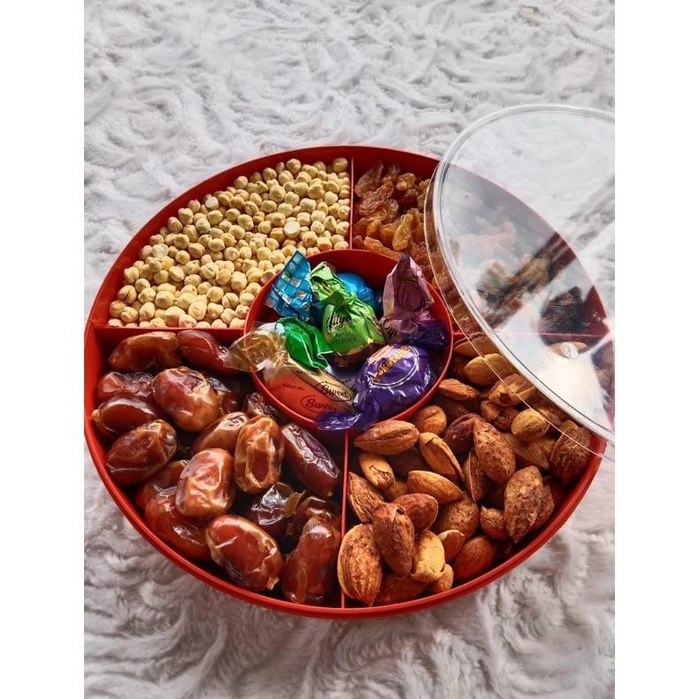 

Paket oleh oleh haji umroh premium 5 macam coklat almond kemasan toples