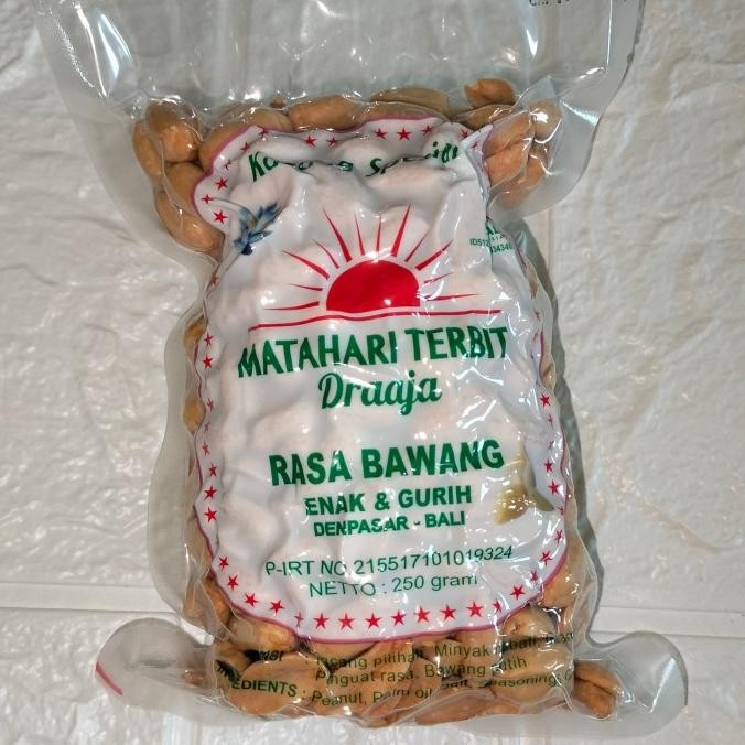 

Kacang Bali Matahari Terbit Rasa Bawang Biji Kecil 250 gram nUg