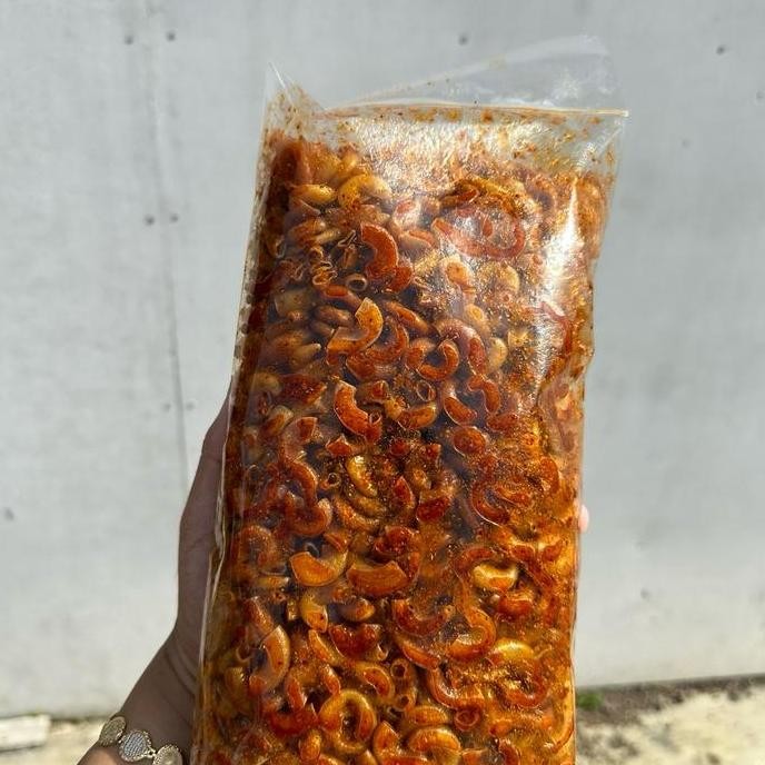 

[ 500 gram] Makroni cikruh kriuk renyah gurih nikmat Snacks Food 500 gram nUg
