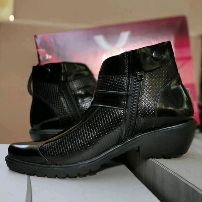 Sepatu Kulit Asli Sepatu Pria Medali Sepatu PDH Polri TNI Security Sepatu Dinas