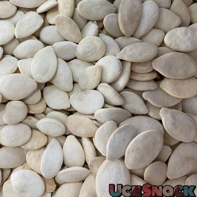 

Promo Kuaci Putih Kwaci Putih Biji Labu Pumpkin Seeds 1/2 Kg 500 Gram
