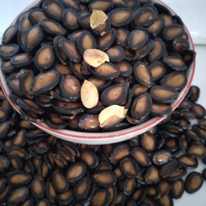 

Grosir Kuaci Hitam Curah 500Gram