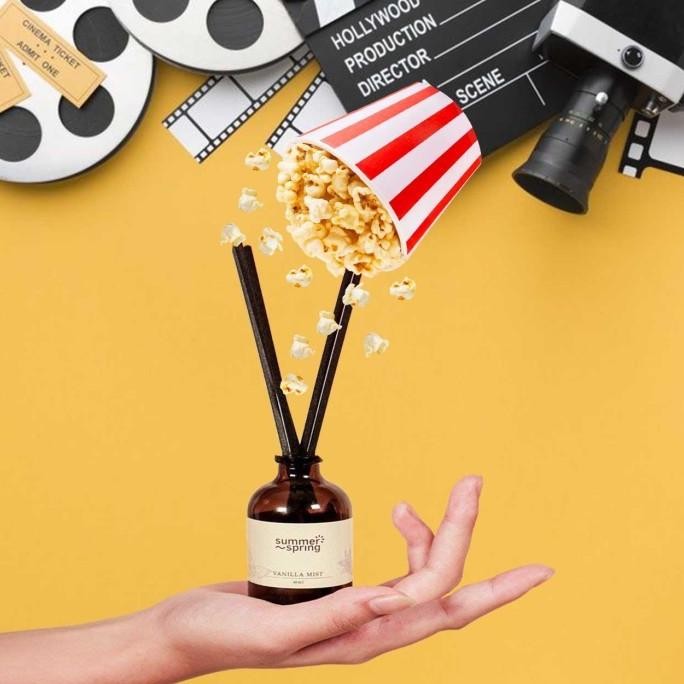 dekorasi rumah red diffuser wangi popcorn caramel bioskop