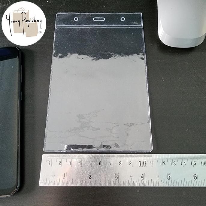 

It34 Kantong Plastik Mika Cover Nametag Panitia / Id Card Uk. 11 X 17