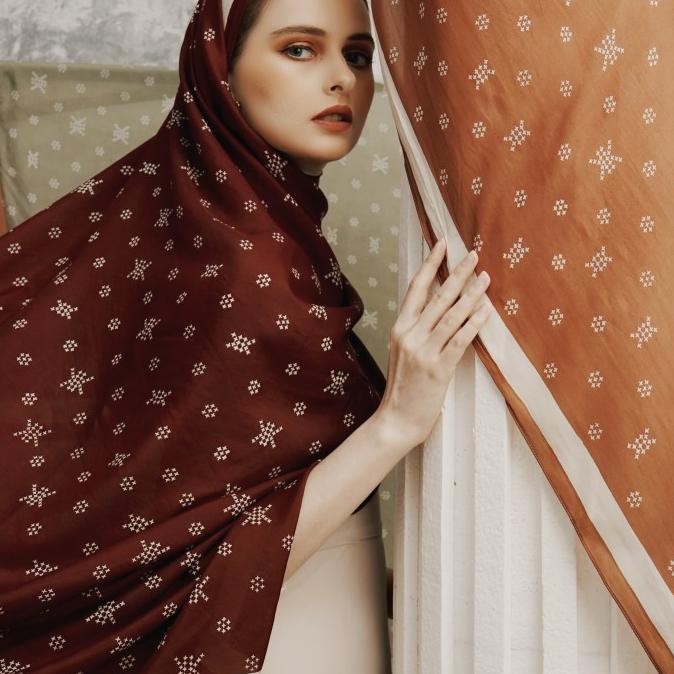 Grosir Khanaan + Monogram Silk Scarf + Maroon